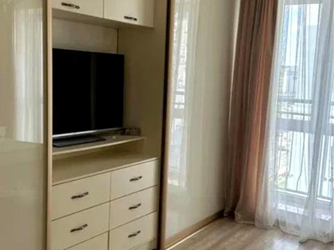 квартира за адресою Володимира Івасюка вул., 7