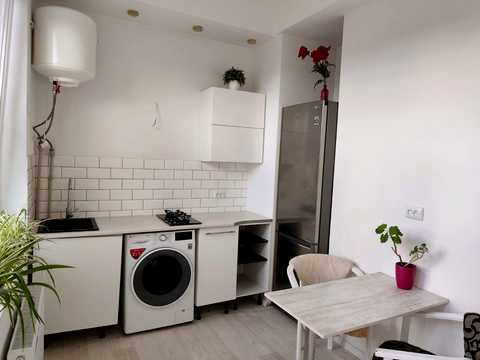 квартира за адресою Промислова вул., 21
