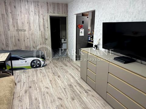 квартира за адресою Соборна вул., 126/20