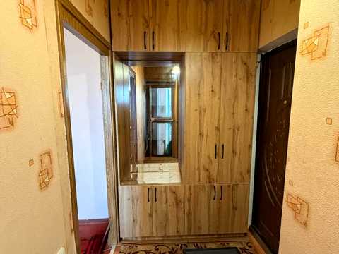 квартира за адресою Івана Мазепи вул. (Мануїльського), 4
