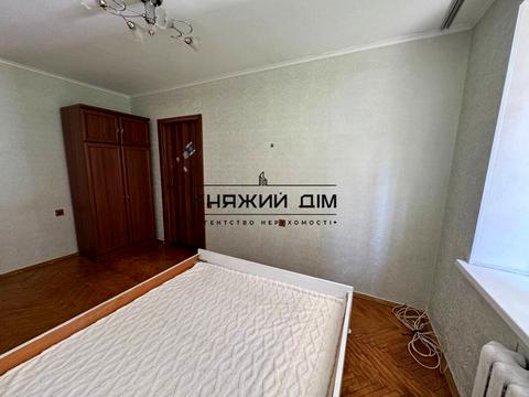 квартира за адресою Лобачевського пров., 2