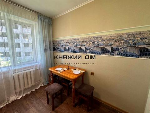 квартира за адресою Лобачевського пров., 2
