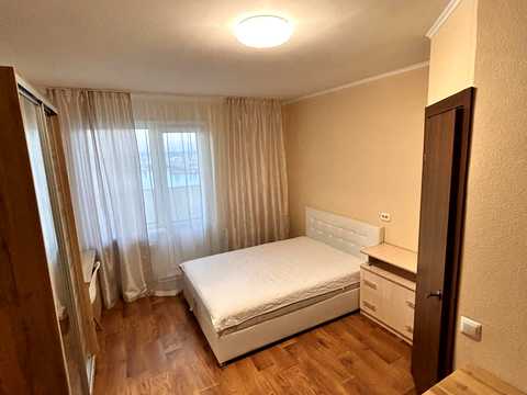 квартира за адресою Ревуцького вул., 54