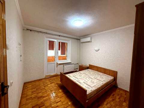 квартира за адресою Київ, Милославська вул., 19