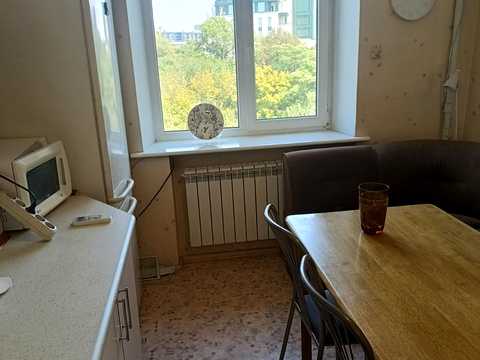 квартира за адресою Дмитра Яворницького просп. (Карла Маркса), 30