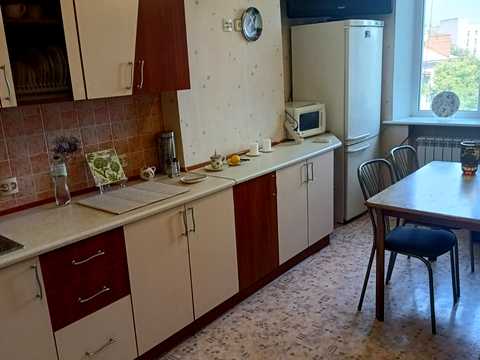 квартира за адресою Дмитра Яворницького просп. (Карла Маркса), 30