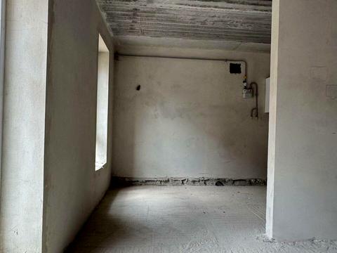комерційна за адресою с. Крихівці, Долішня вул., (Будинок 12)