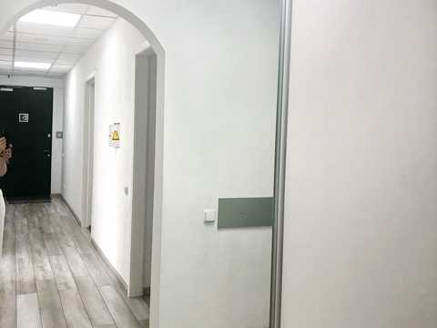 комерційна за адресою Болсуновська вул. (Сергія Струтинського), 8