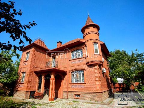 будинок за адресою Богатирська вул.