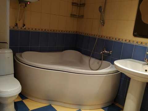 квартира за адресою Валентинівська вул. (Блюхера), 23е