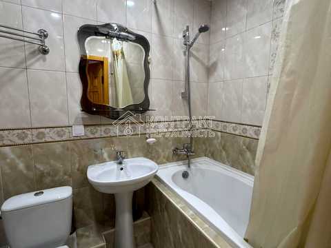 квартира за адресою Ахсарова вул., 7