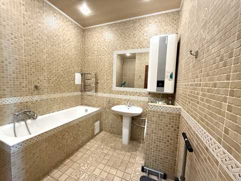 квартира по адресу Урловская ул., 4-А