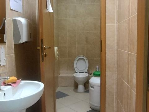 комерційна за адресою Харків, Донця-Захаржевського вул., 1/3