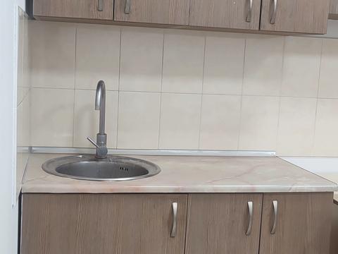 комерційна за адресою Харків, Донця-Захаржевського вул., 1/3