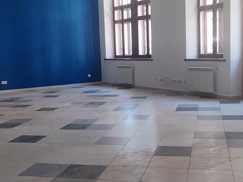комерційна за адресою Харків, Донця-Захаржевського вул., 1/3