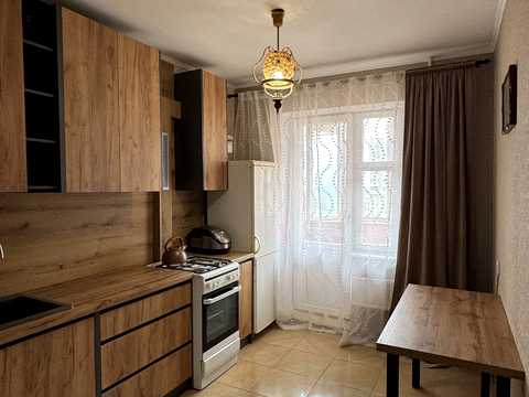 квартира за адресою Романа Шухевича вул., 26