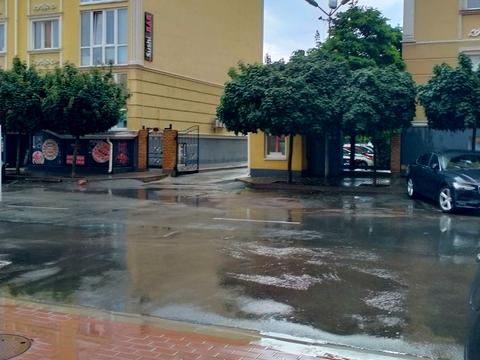 комерційна за адресою Миру вул., 27