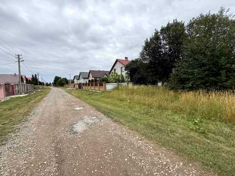 ділянка за адресою с. Нежухів, вул. Нижанківського