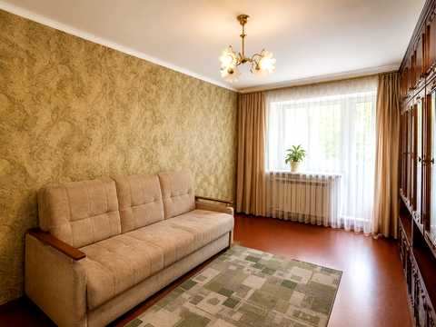 квартира за адресою Космонавтів вул., 33