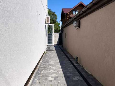будинок за адресою Олександра Капуша вул., 30