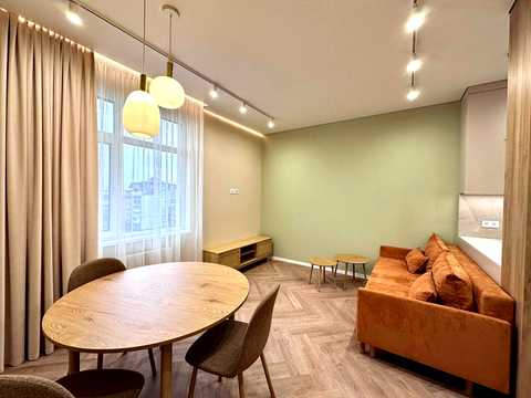 квартира за адресою Нагірна вул., 16