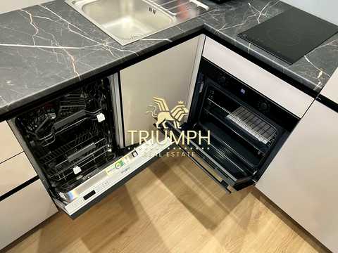 квартира за адресою Причальна вул., 8