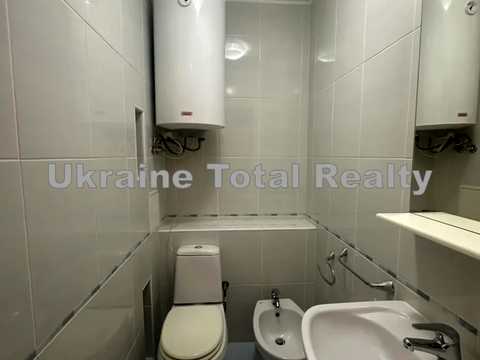 квартира по адресу Драгоманова ул., 1-А