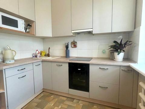 квартира по адресу Академика Глушкова просп., 33