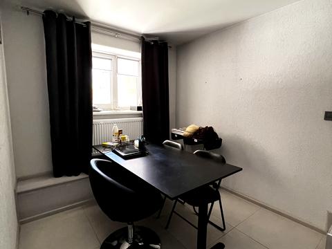 комерційна за адресою Бочарова вул., 55