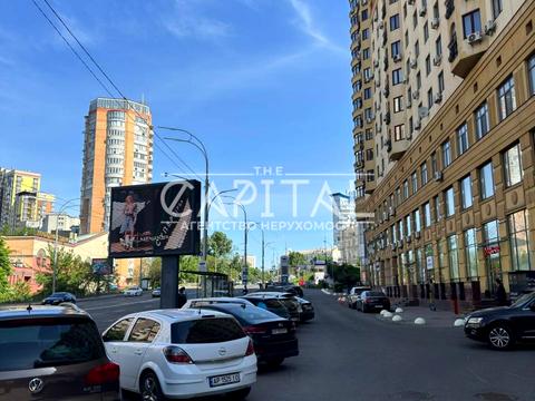 комерційна за адресою Київ, В'ячеслава Чорновола вул., 29-А