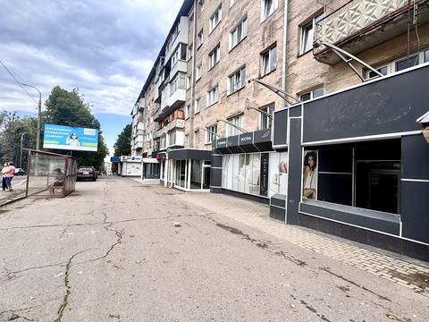 комерційна за адресою Рівне, Степана Бандери вул., 59