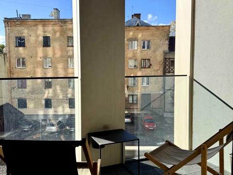 квартира за адресою Під Дубом вул. (Космонавтів), 26-Б