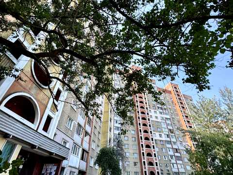 квартира за адресою Червоної Калини просп. (Володимира Маяковського), 1