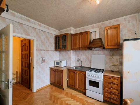квартира за адресою Червоної Калини просп. (Володимира Маяковського), 34