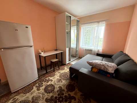 комерційна за адресою Білогородська, 5