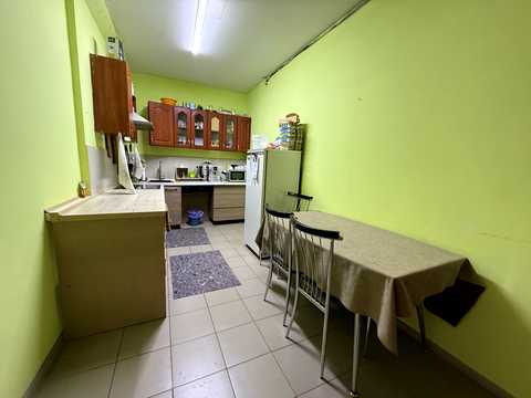 комерційна за адресою Білогородська, 5