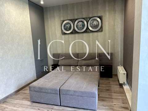 квартира за адресою Регенераторна вул., 4 к17