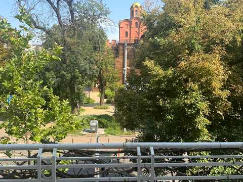 коммерческая по адресу Лисенка ул., 2