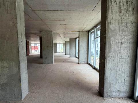 комерційна за адресою Малоголосківська вул., 21