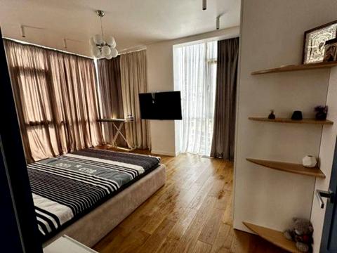 квартира за адресою Французький бульв., 60г