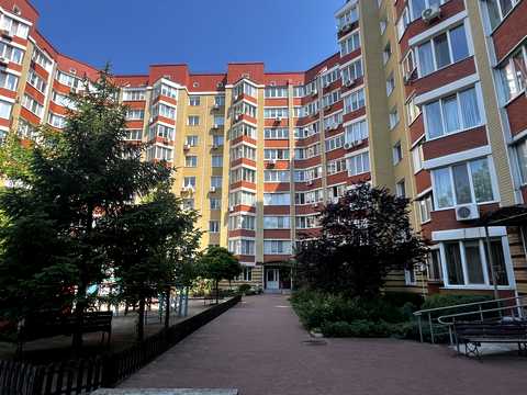 квартира за адресою Салютна вул., 1-Б