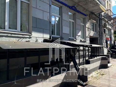 коммерческая по адресу Шота Руставели ул., 23