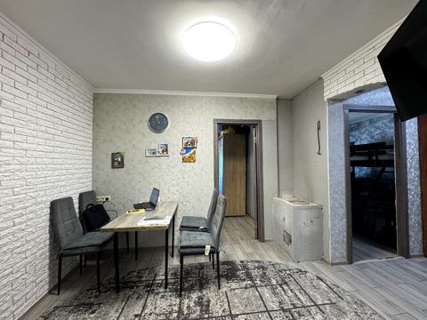 квартира за адресою Радгоспна, 7