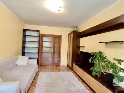 квартира за адресою Академіка Грушевського вул., 42
