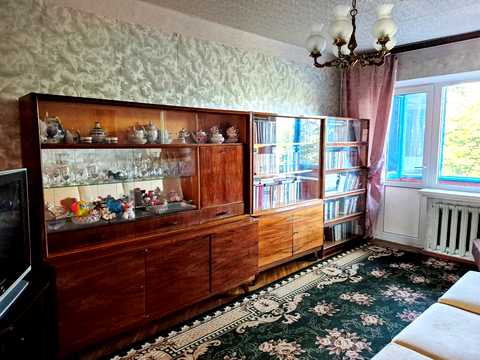 квартира за адресою Юності вул., 4
