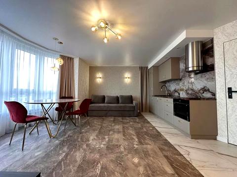 квартира за адресою Анни Ахматової вул., 46