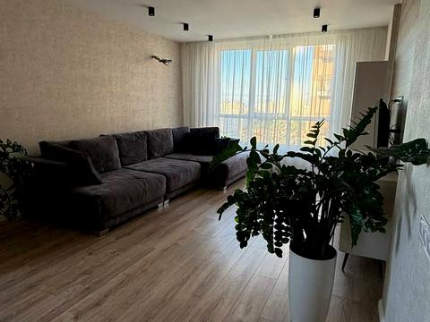 квартира за адресою Європейського Союзу просп. (Правди), 45-А