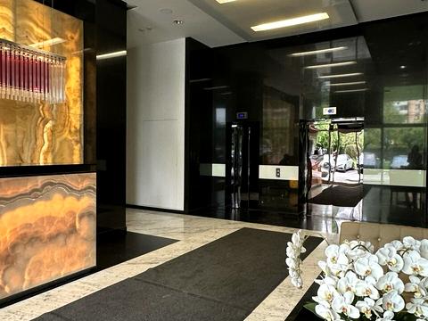 коммерческая по адресу Старонаводницкая ул., 13б