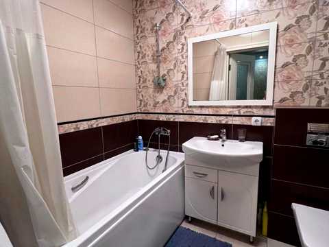 квартира за адресою Івана Сльоти вул., 49а; 49б; 49в