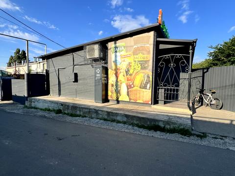 комерційна за адресою Центральна, 3/3